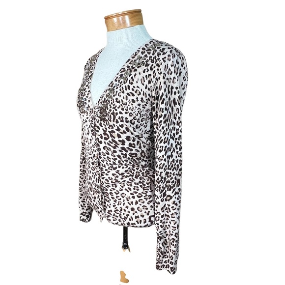 Women’s Vertigo Leopard Print V-Neck Button Front Cardigan With Rhinestones XS-S - Picture 6 of 12
